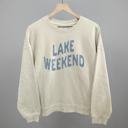 Lake Weekend Distressed